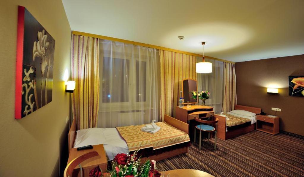 Hotel Partner มินส์ค มาโซเวียซกี ภายนอก รูปภาพ